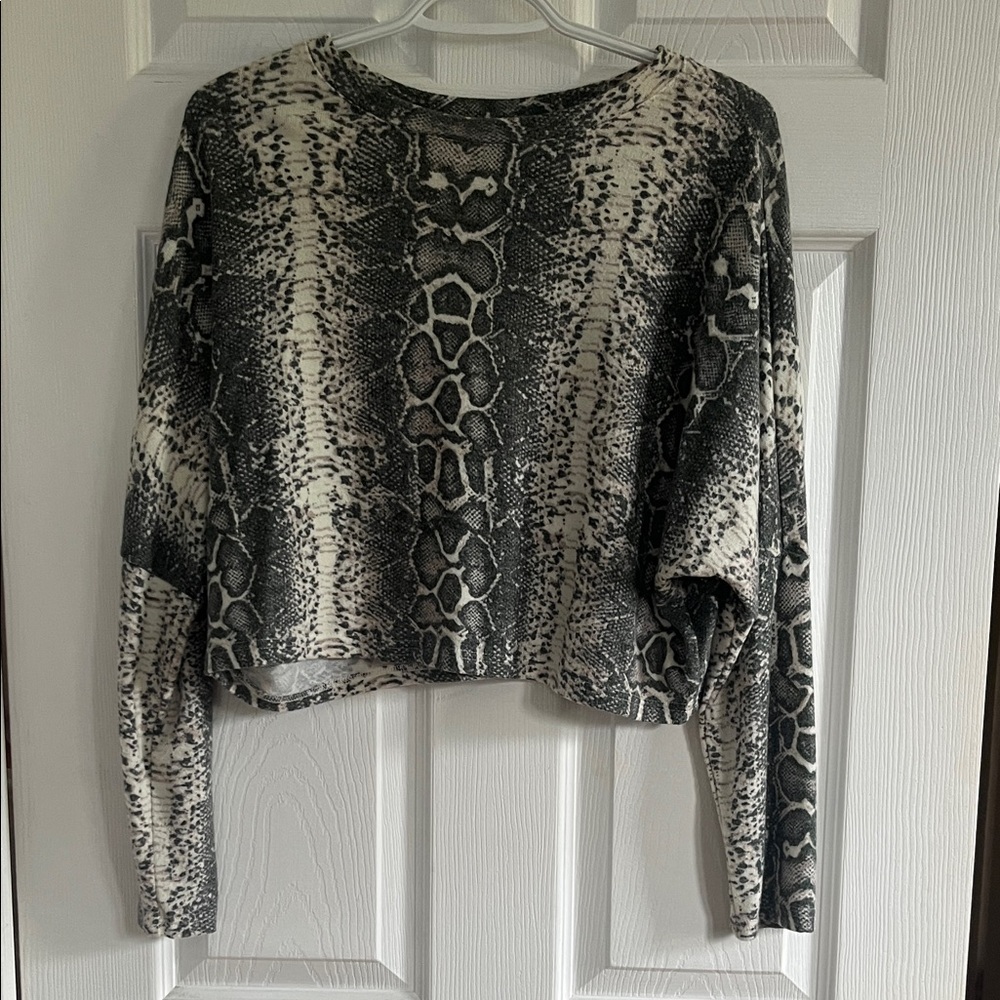 BB Dakota by Steve Madden Snake Print Sweatshirt - Black and White